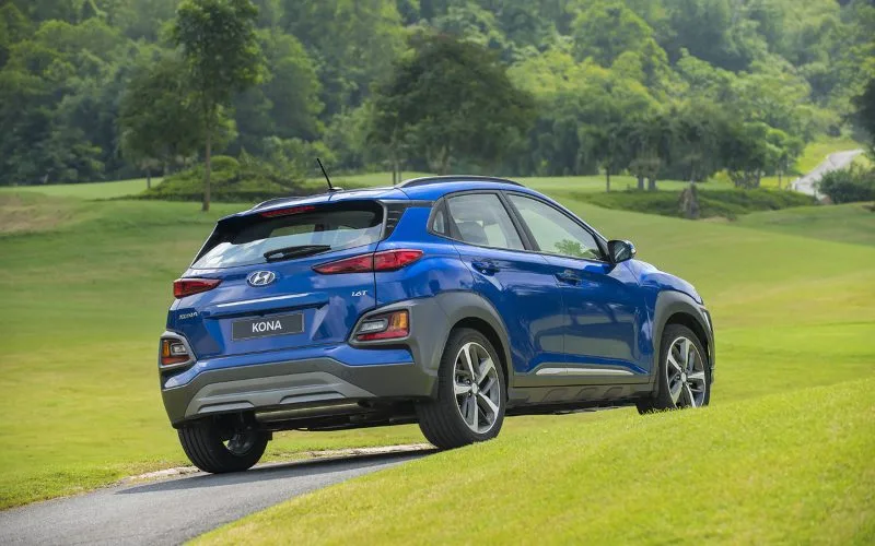 Hyundai Kona 2025 gây ấn tượng với người dùng nhờ sở hữu một không gian rộng rãi và thoải mái cho cả người lái và hành khách