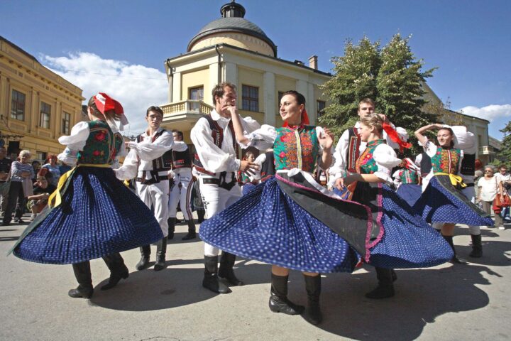 trải nghiệm lễ hội khi du học hungary