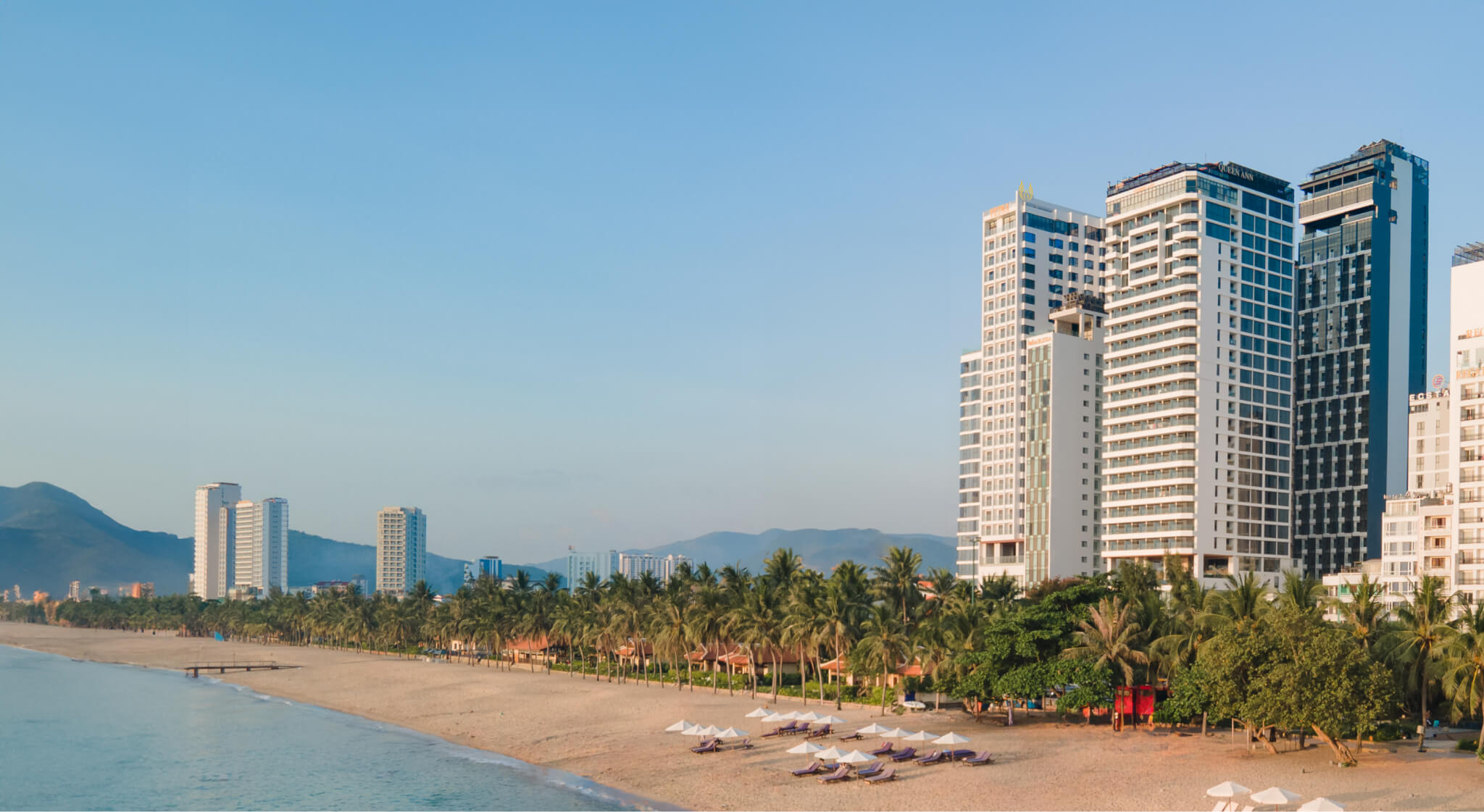 Vesna Hotel Nha Trang tọa lạc ngay gần biển Nha Trang