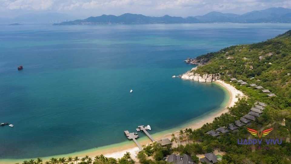 Bãi biển Six Senses Ninh Vân Bay