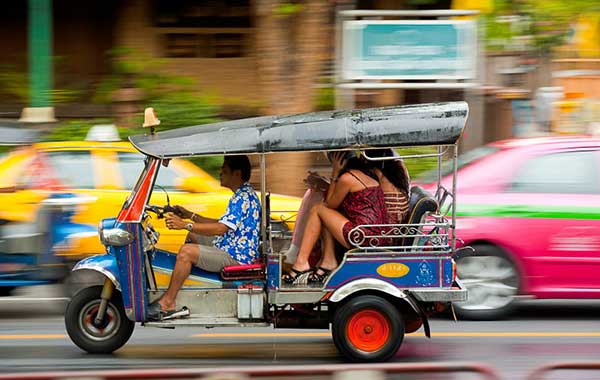 Tất tần tật về kinh nghiệm đi xe Tuk Tuk ở Thái Lan