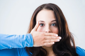 Giới thiệu các loại thuốc trị hôi miệng với tiểu phẩu nha chu kín